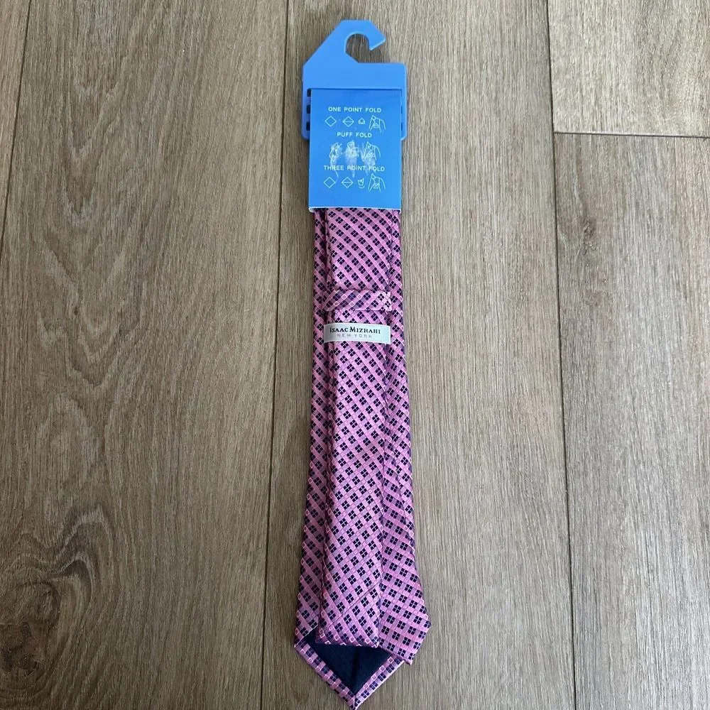 Isaac Mizrahi New York Pink Black Tie‎ NEW 100% Polyester